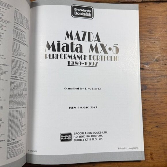 Mazda Miata MX-5 Performance Portfolio 1989-1997 Brooklands Books Road Tests - Picture 3 of 5